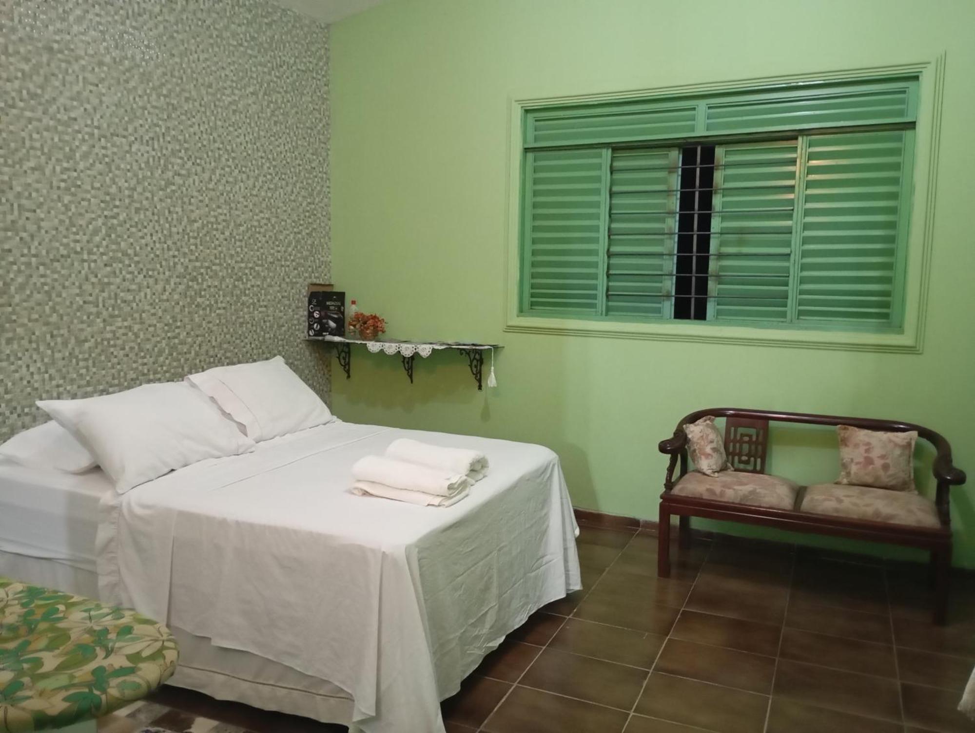 Hospedagem Casa Da Waldir, Quarto Suite 01 Goiás Exteriör bild